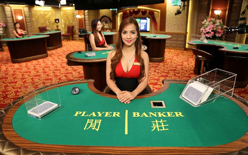 Một chút ít chiến thuật giúp bạn làm chủ bài Baccarat